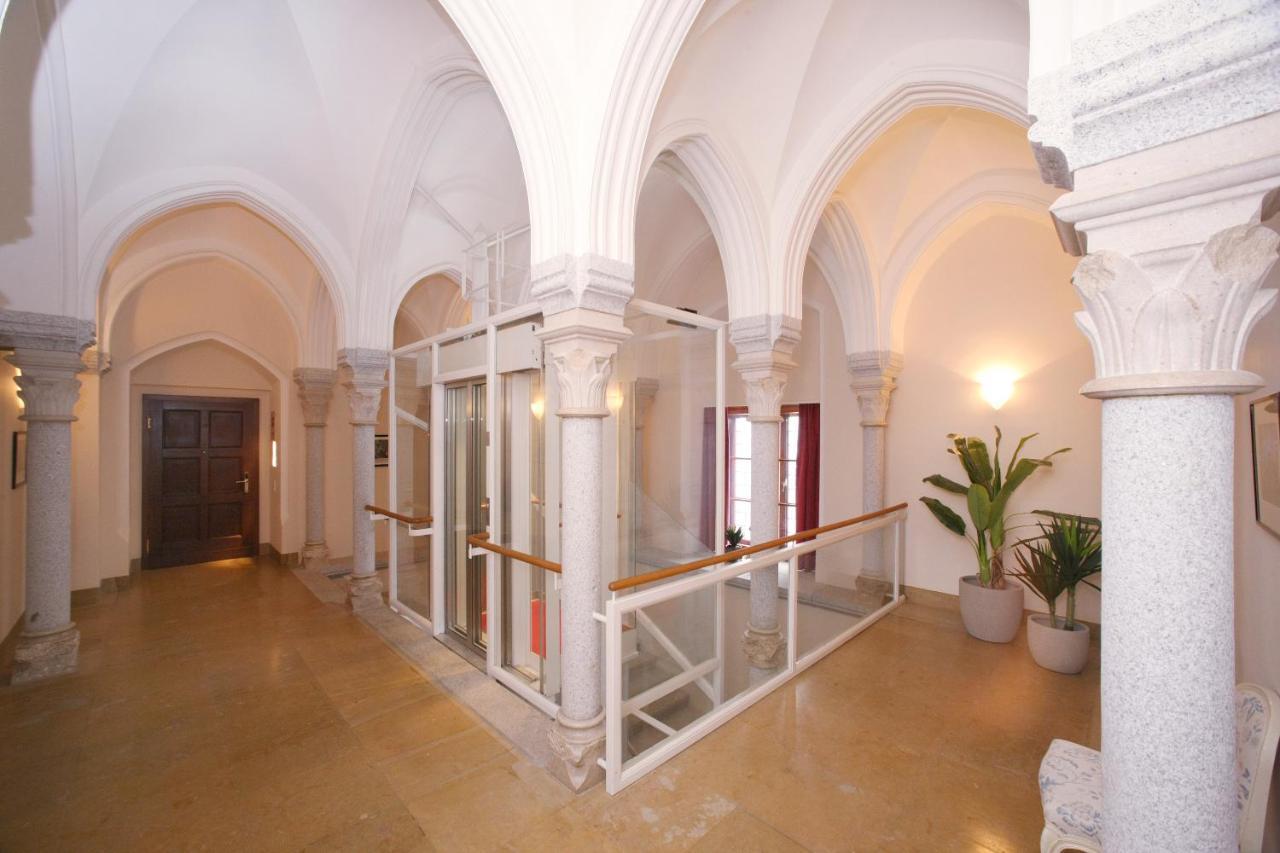 Schlossresidenz Fischhorn Брук-ан-дер-Гросглокнерштрасе Екстер'єр фото